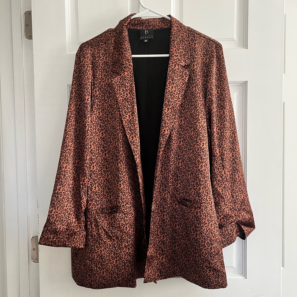 NWOT Bobeau Leopard Print Open Front Blazer